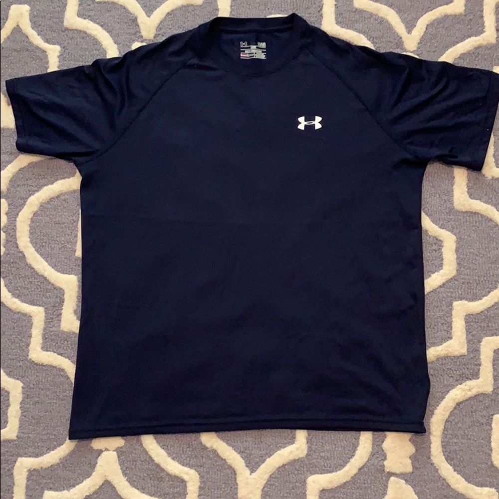 Men’s athletic shirt
